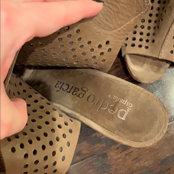 Pedro Garcia Heels - Picture 3 of 5